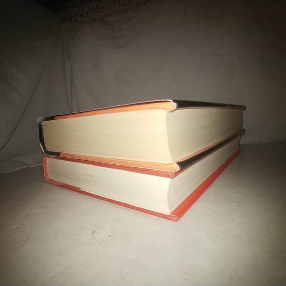 2 HC Novels: Malice, McNally's Trial, Lawrence San - Picture 4 of 7